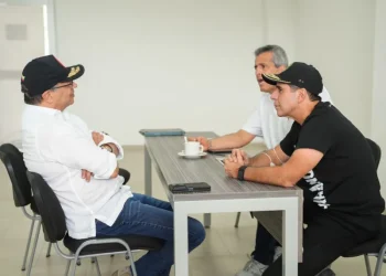 Alcalde Char le responde al presidente Petro